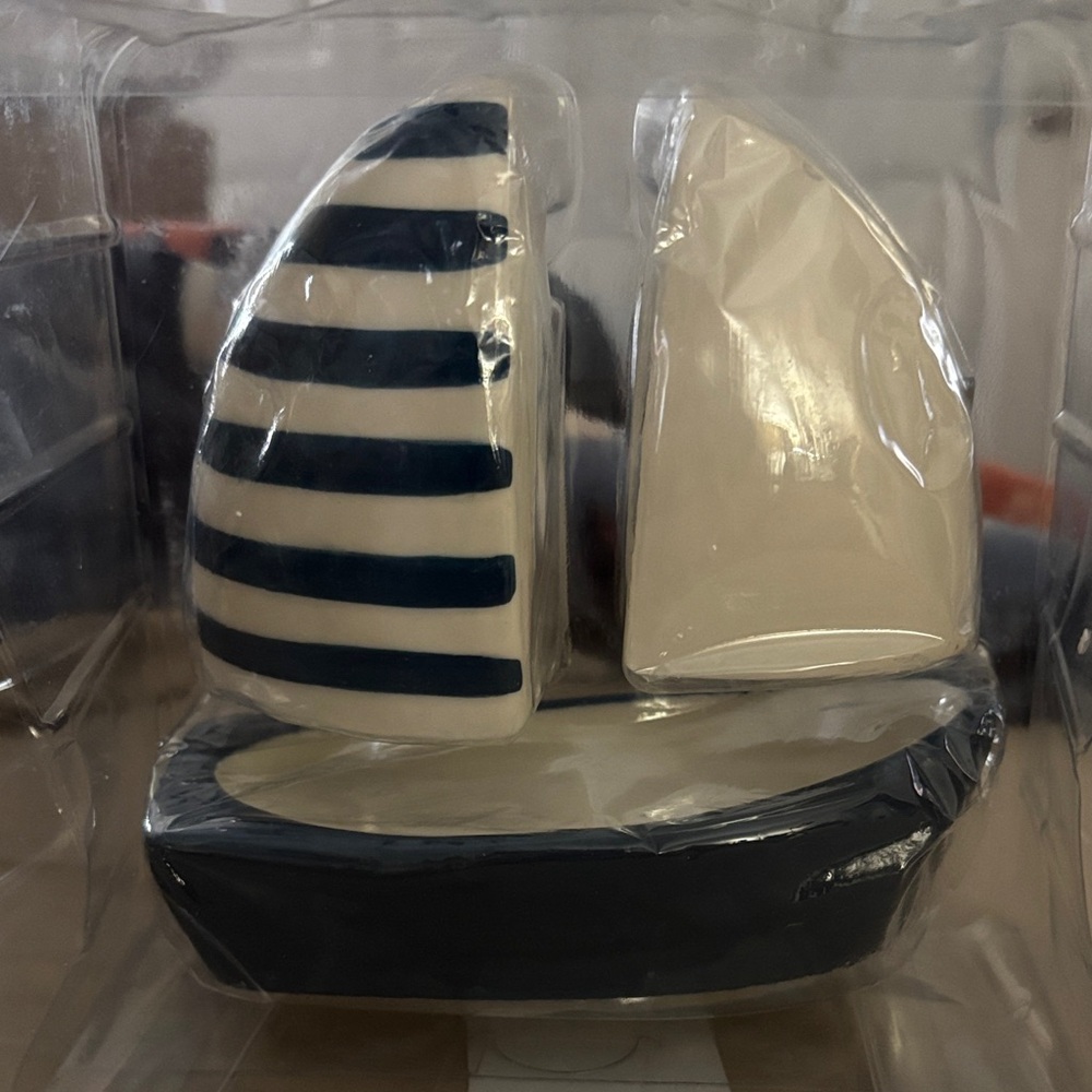 Kirkland's Home Sailboat Salt and Pepper Shakers NWT
